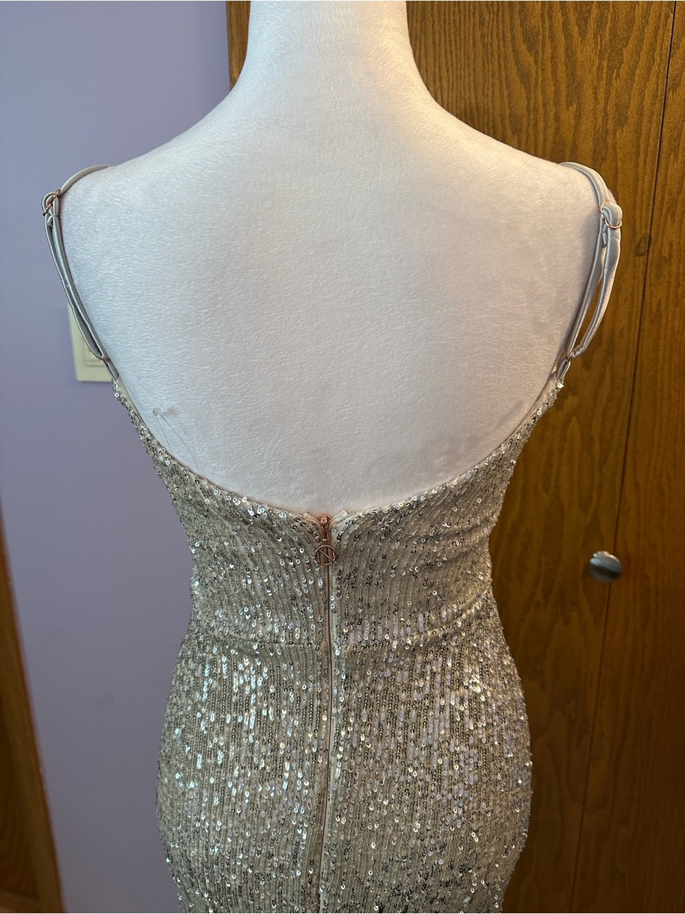 Nookie Lovers Nothings Sequin Spaghetti-Strap Evening Gown in Silver size small. - Picture 6 of 16